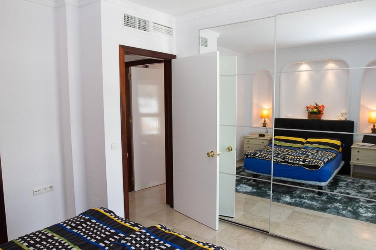 Carihuela Apartment Torremolinos Luaran gambar